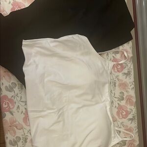 Black and White Cami and Legging Yoga Set